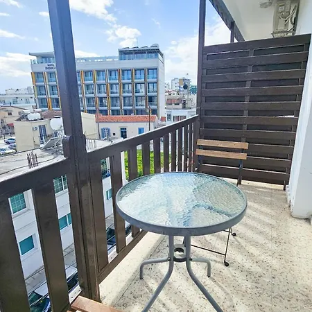 Downtown Rooms, 200m From Marina